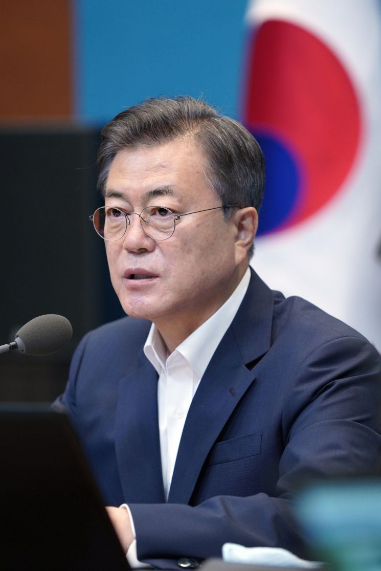 [경제전망]'한국형 뉴딜' 계획 발표…韓銀, 기준금리 동결할 듯