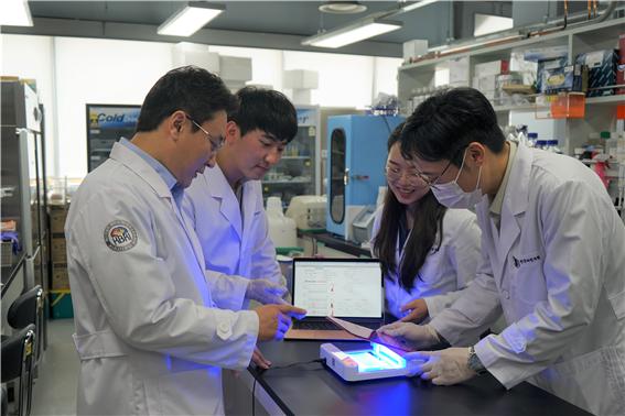 치매 노인 '코로나19' 더 잘 걸린다