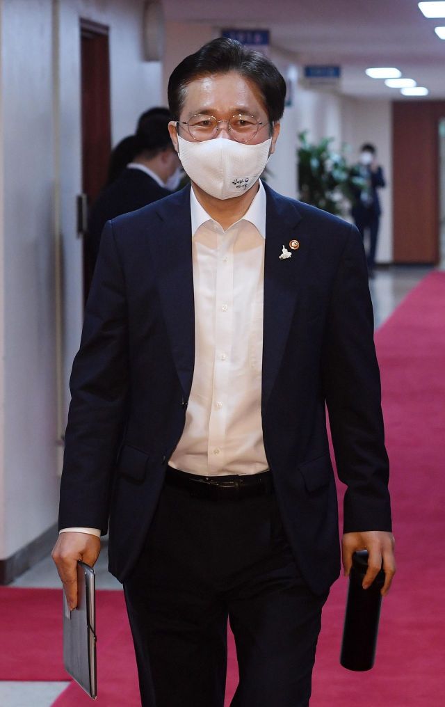 성윤모 산업부 장관.(자료사진)