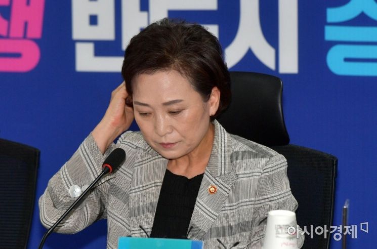 [포토] 굳게 입다문 김현미 장관