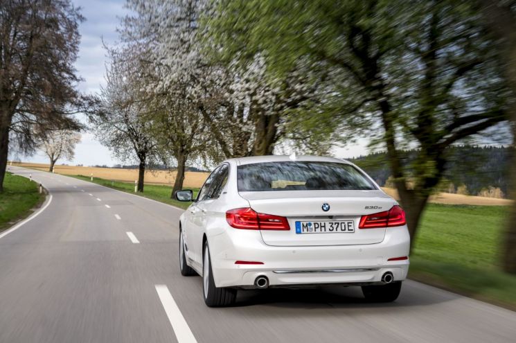 BMW 530e PHEV