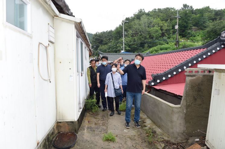 오승록 노원구청장, 휴일 지역 내 수해취약지역 현장 점검