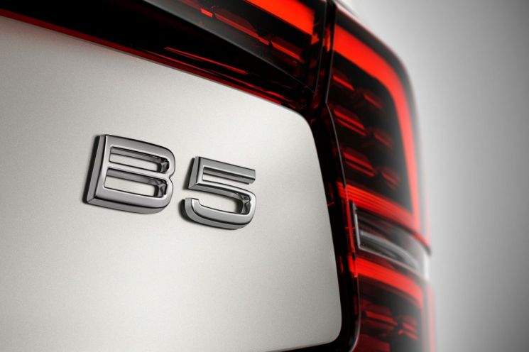 볼보의 신규 표준 파워트레인 B5 48V 마일드 하이브리드(사진=볼보자동차코리아)