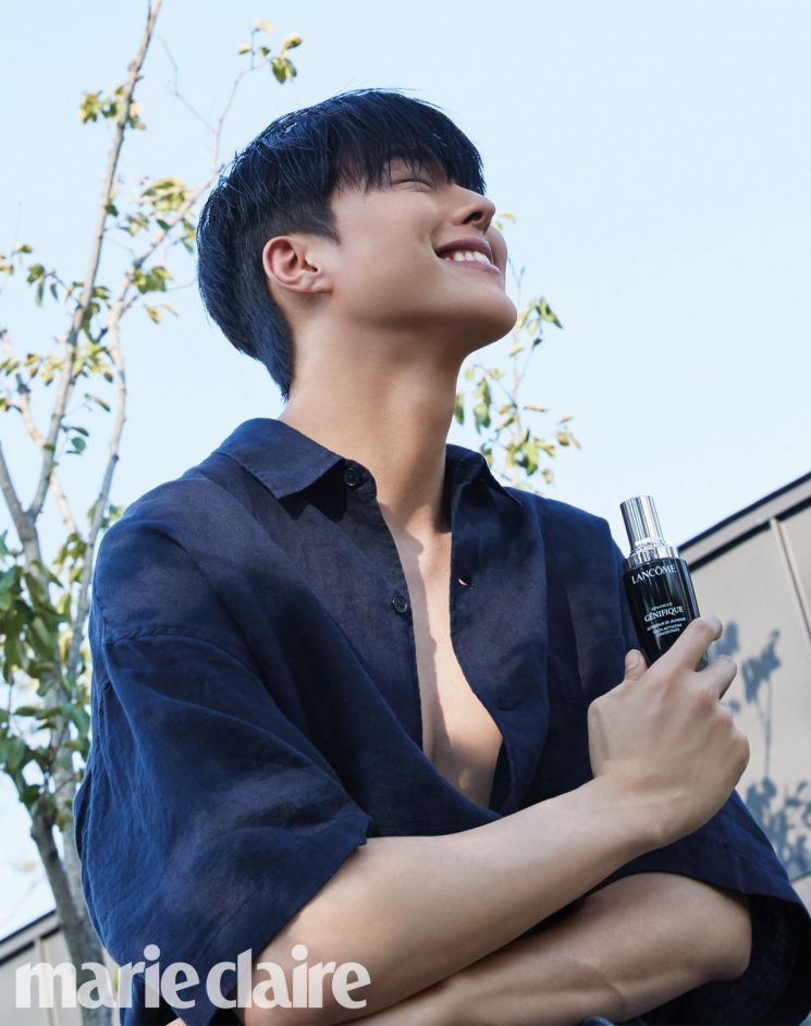 배우 장기용과 랑콤이 함께 한 마르끌레르 여름 화보
