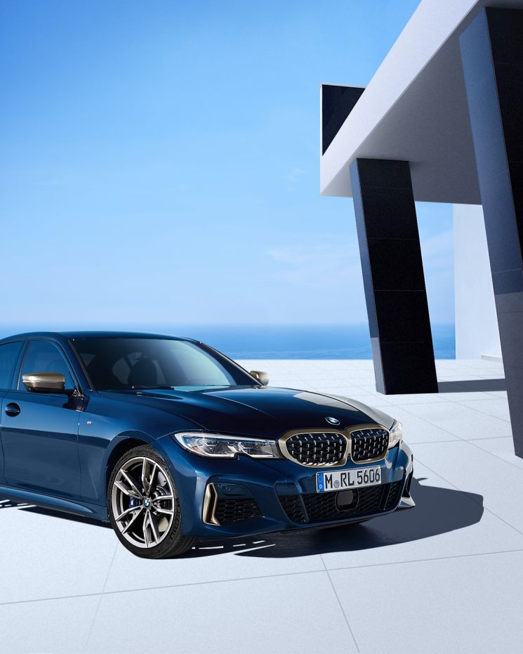 M340i BMW 코리아 25주년 탄자나이트 블루 에디션(사진=BMW코리아)