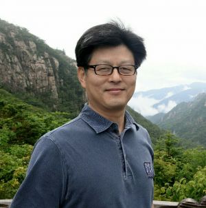 허진석 시인, 제33회 동국문학상 수상 