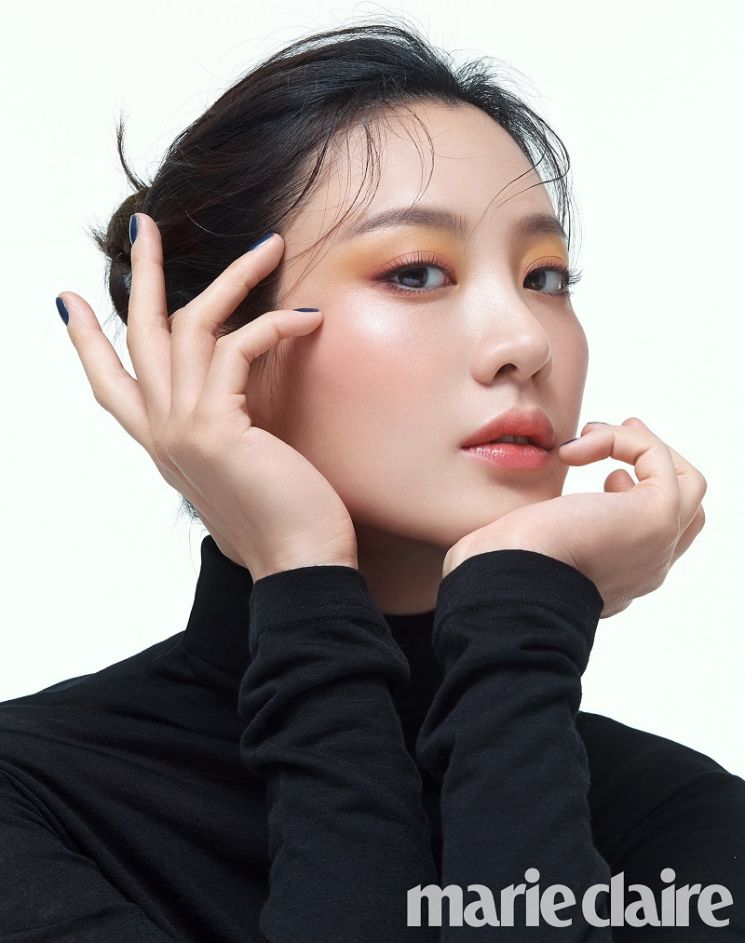배우 수현