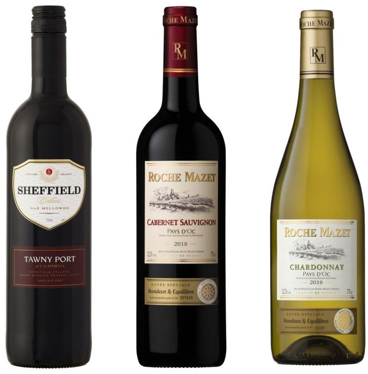 신규 포트 와인 '쉐필트 토니 포트'(왼쪽)과 8월의 와인 '로쉐 마제 까베르네 쇼비뇽'과 '샤도네이'. (사진=이마트24 제공)