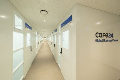 카페24, 창업센터 58곳으로 늘어…양재점 오픈