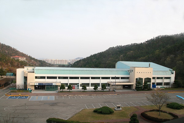 목포시, 사회적 거리두기 1단계 완화 목포실내수영장 개장