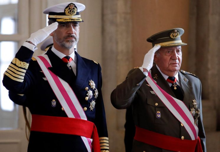 부패의혹 스페인 전 국왕, '망명' 의사 밝혀 