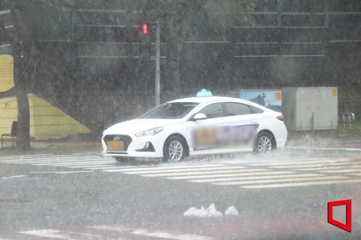 광주·전남 호우주의보 확대…15일까지 최대 200㎜ 물폭탄