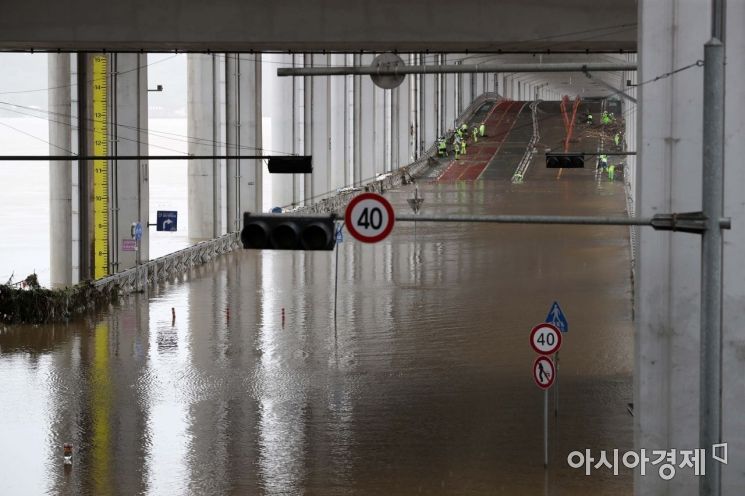 올림픽대로 여의상·하류IC 등 일부 도로 여전히 통제