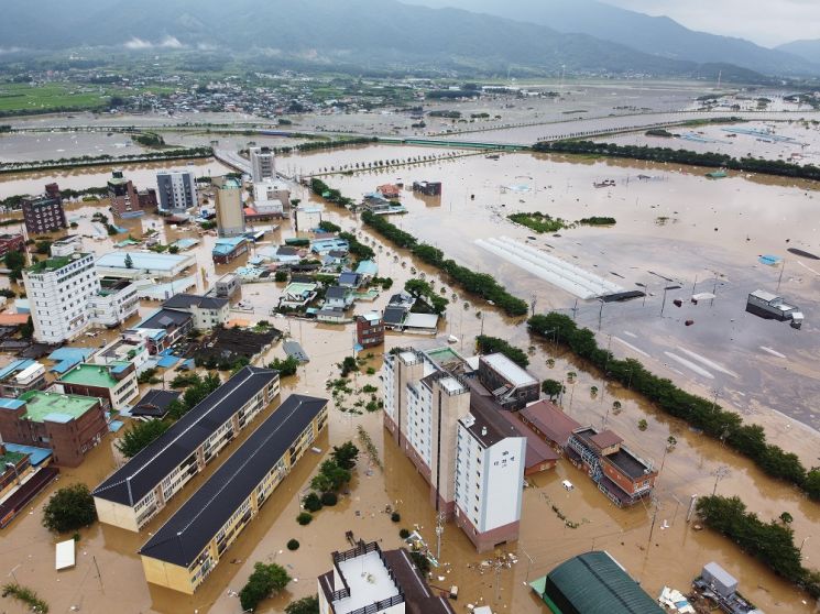 구례군, 폭우로 섬진강·서시천 범람…역대급 피해 발생