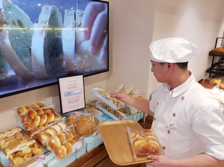 신세계백화점의 '빵 구독' 서비스