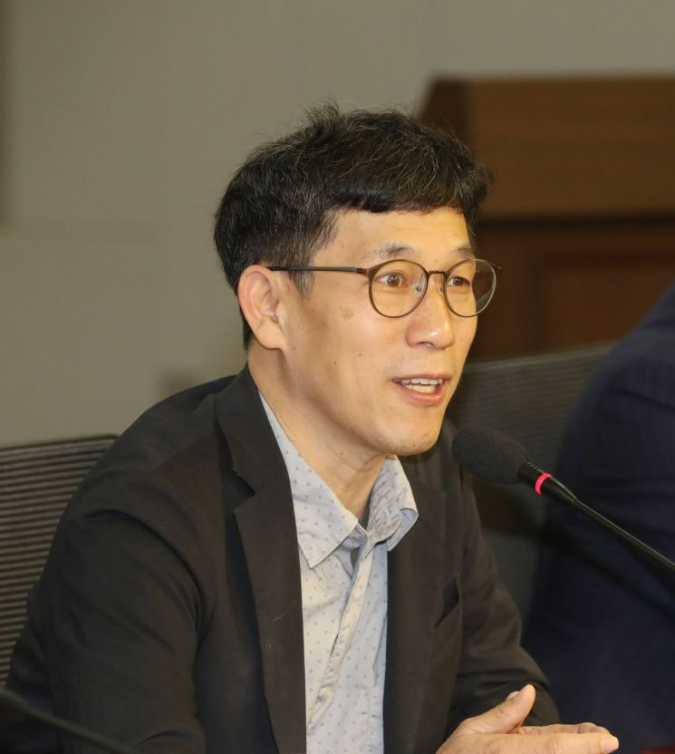 진중권 "윤석열 말 한마디에 여·야 '발칵'…호들갑 떨지 말고 너희들 삶이나 잘사세요" 