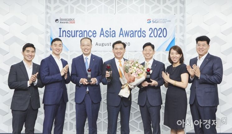 서울보증보험은 글로벌 금융 전문지 인슈어런스아시아(Insurance Asia)가 주관하는 '인슈어런스 아시아 어워즈 2020'에서 올해의 아시아 신용보험사, 올해의 손해보험사, 올해의 사회공헌활동(CSR) 3개 부문을 수상했다고 10일 밝혔다.