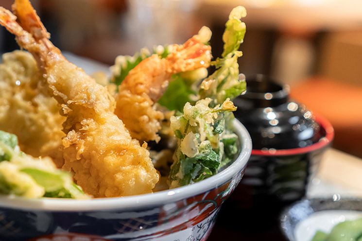 [드링킷] 알고 먹으면 더 맛있는 튀김 덮밥, 텐동