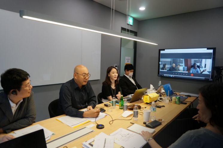카카오게임즈, 상장 앞두고 비대면 해외 투자설명회