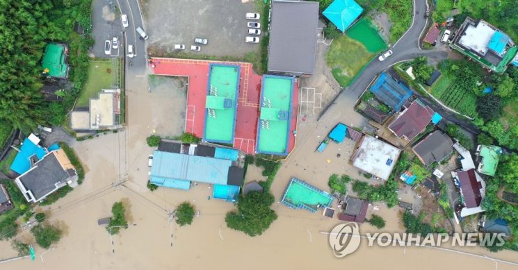 "지금 4대강이 문제냐" 역대급 폭우, 정치권 '정쟁 그만' 뿔난 국민들