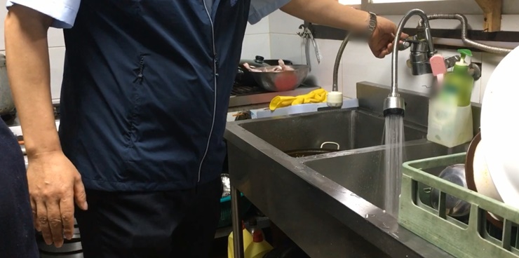 경기 특사경, 부적합 지하수 사용 '식품접객업소' 적발