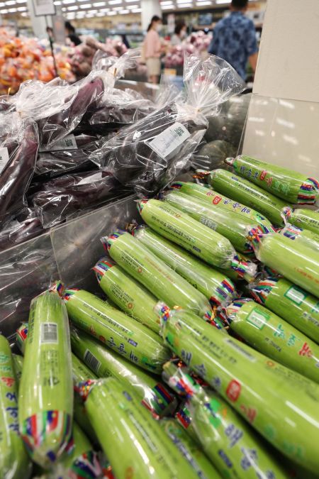 [식탁물가 비상]장마쇼크…채소가격 하루새 17% 급등