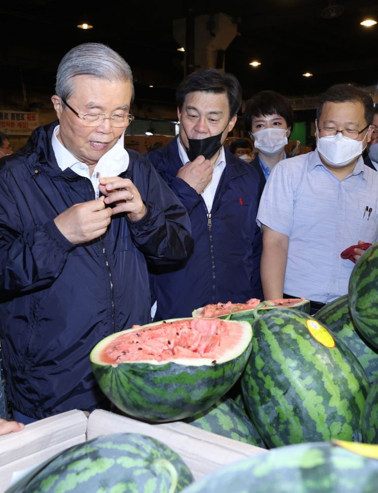호남·가락시장 찾고 '수해추경' 요구하는 통합당…'민생현장 정치' 집중