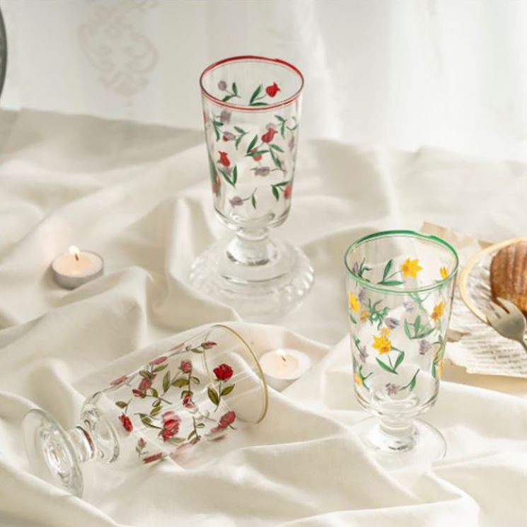 [드링킷] 레트로 유리잔으로 술자리를 더 힙하게