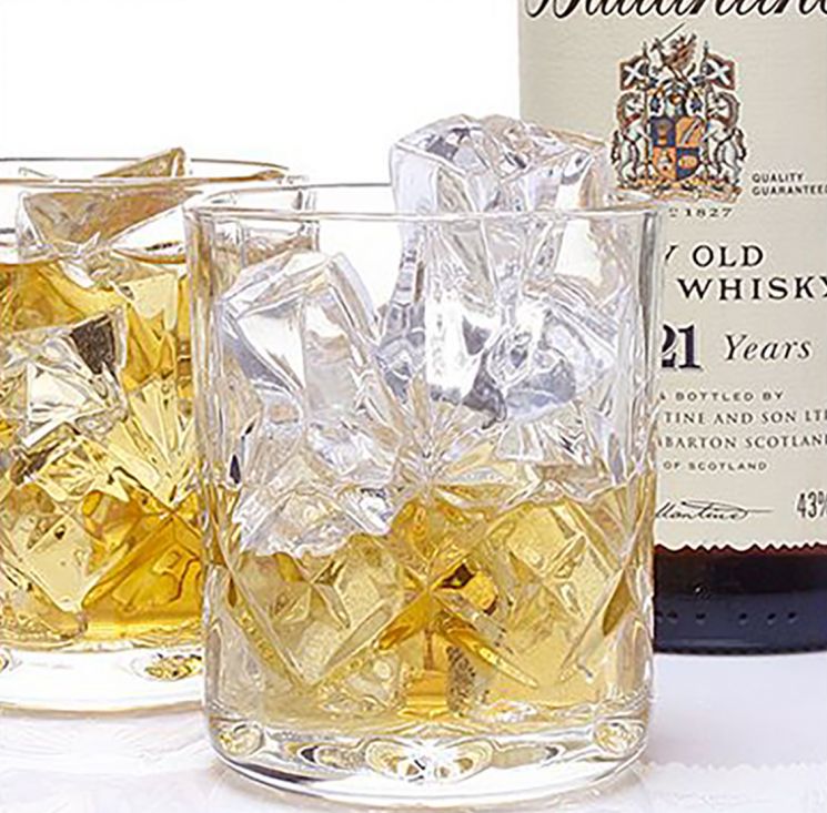 [드링킷] 레트로 유리잔으로 술자리를 더 힙하게