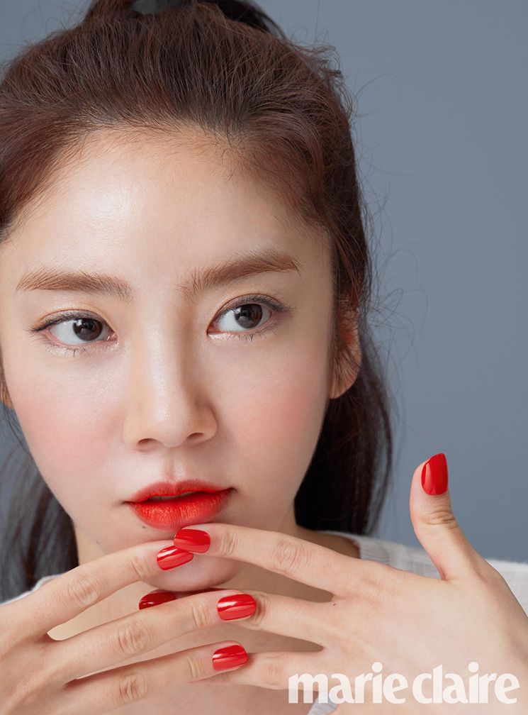 손담비가 즐기는 메이크업 룩