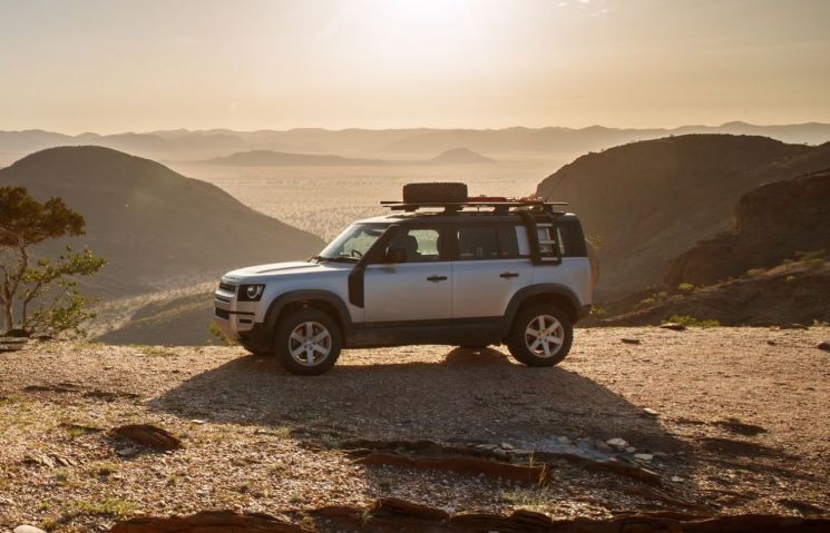 The Return of the Luxury SUV... Launch of the 'All New Defender 110'