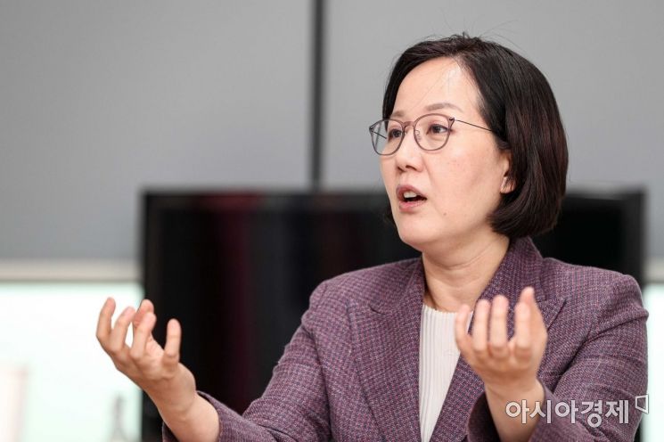 김현아 미래통합당 비상대책위원이 2일 경기 고양 다시작도시연구소에서 인터뷰 하고 있다./고양=강진형 기자aymsdream@
