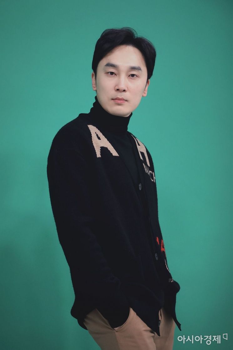 [Interview②] Lee Hee-jun "Seo Hyun-woo, Surprised by Acting While Filming 'The Man Standing Next'"