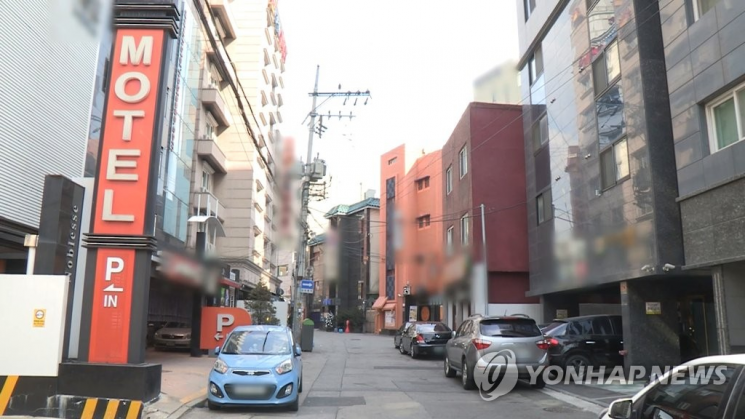 한 모텔 거리. 사진은 기사 중 특정표현과 관계 없음. [이미지출처=연합뉴스]