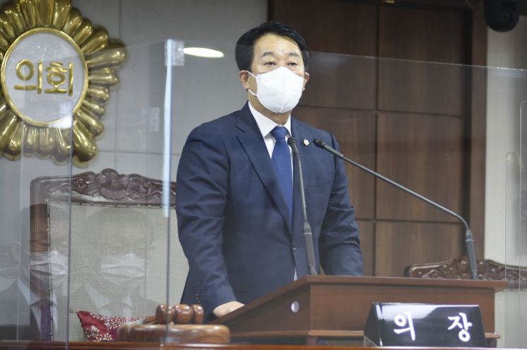 허유인의장, 긴급재난지원금 관련 원 포인트 의회 안 열겠다