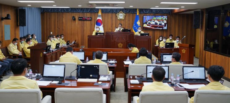 울진군의회, 제241회 임시회 폐회…전 군민에 10만원씩 기본소득 의결