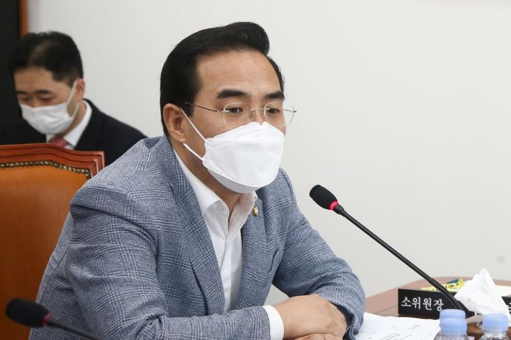 박홍근 "전 국민 독감백신 무료 접종 불가능…대상 확대는 검토 가능"