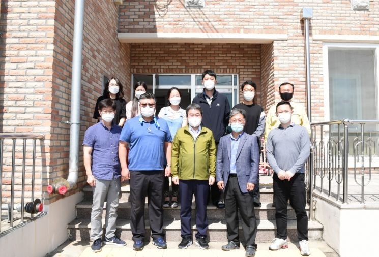 아동복지원 찾은 김충섭 김천시장 "힘든 시기 마음만은 풍성한 한가위"