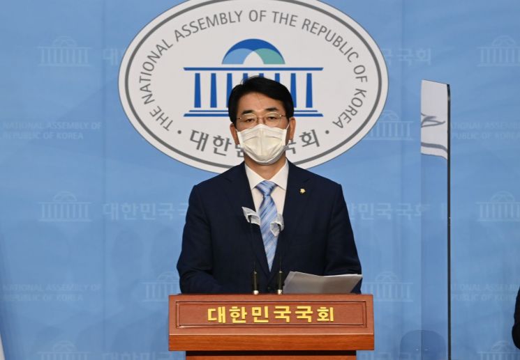 "배신자 국민의힘 가라" 박용진 '문빠' 좌표 찍혔나…'집단 비난' 봇물