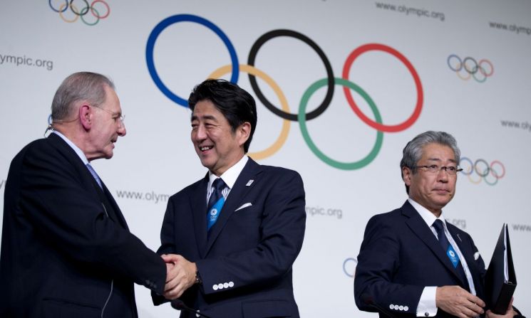 도쿄올림픽 돈으로 매수?…"IOC위원 아들에 4억원 송금"  