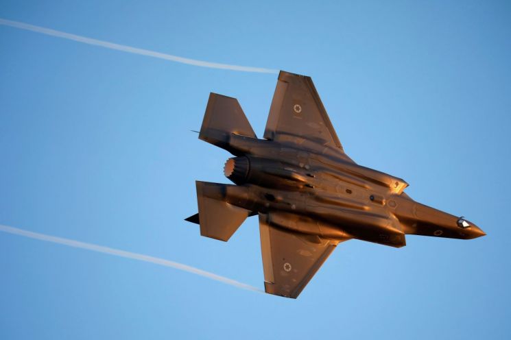 美-UAE, 12월 합의 목표로 F-35 스텔스 전투기 매매협상 진행 중