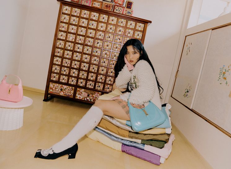 화사, 한옥에서 우아하게