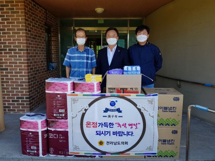 김희동 전남도의원, 추석 명절 앞두고 사회복지시설 위문