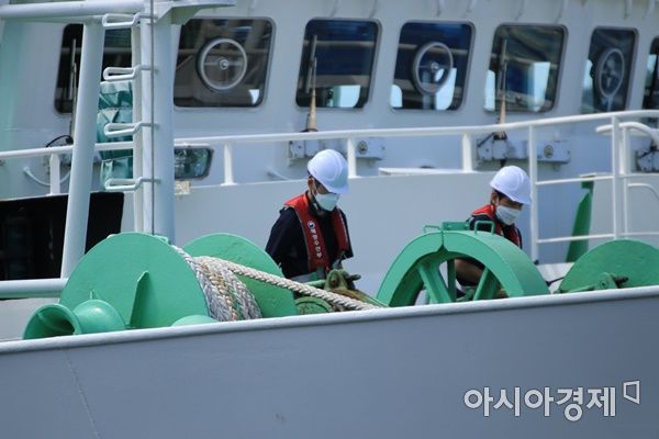무궁화10호가 목포 서해어업관리단 전용 부두에 복귀했다. (사진=박기동 기자)