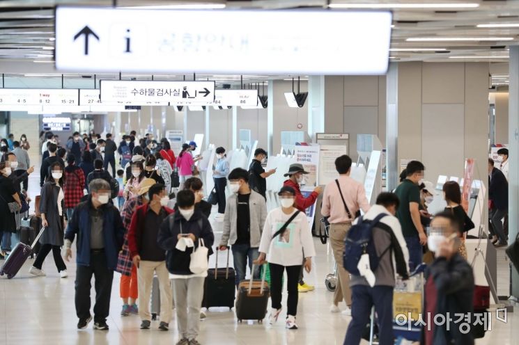 여름철 성수기 맞먹는 인파…한글날 연휴, 전국 호텔·리조트 '만실'