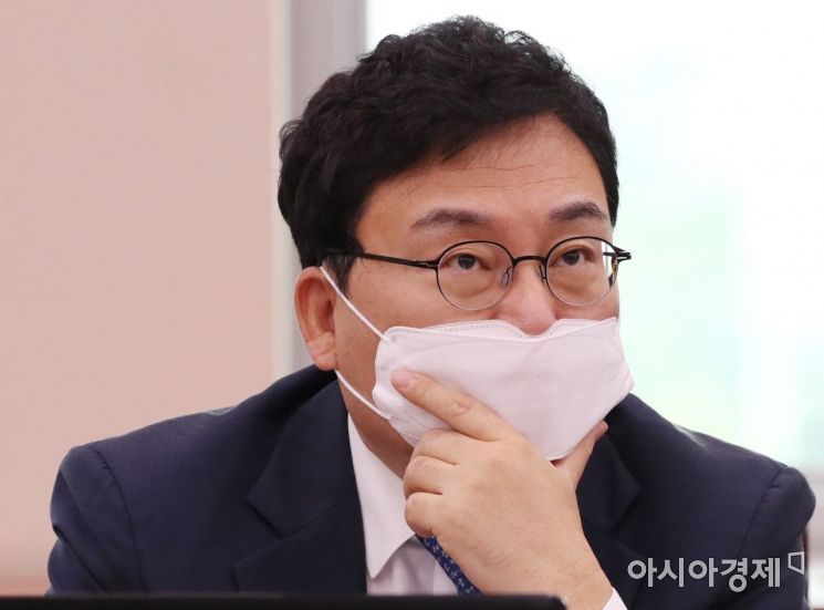 ‘공직선거법 위반’ 이상직, 1심 징역 1년4월에 집유 2년…의원직 상실 위기