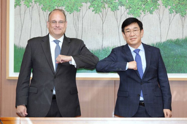 美 군비통제특사 방한, 中정보 공유…"고위급 군축·비확산 협의회 조속 개최" 