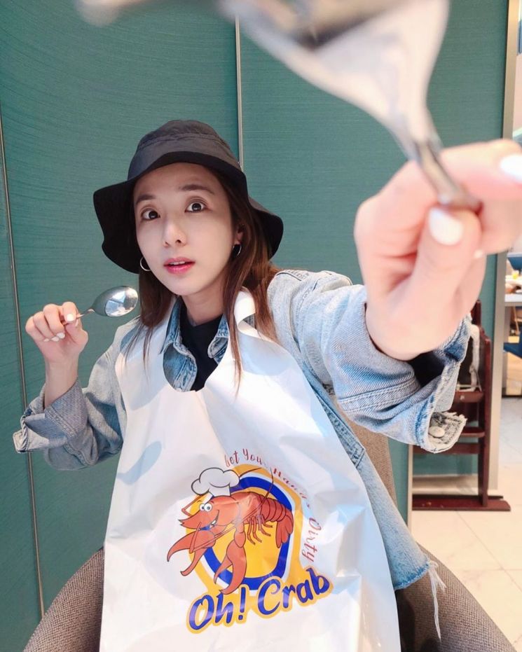 얹어주기만 하면 캐주얼 힙스터 완성, 버킷햇 (a.k.a 벙거지 모자)