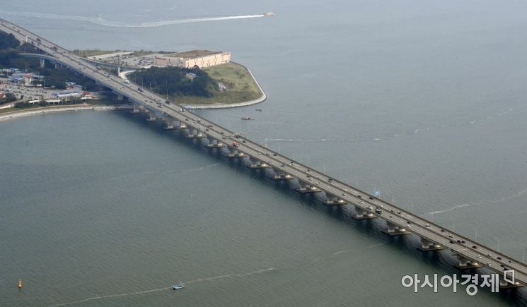[포토] 원할한 흐름 보이는 서해대교