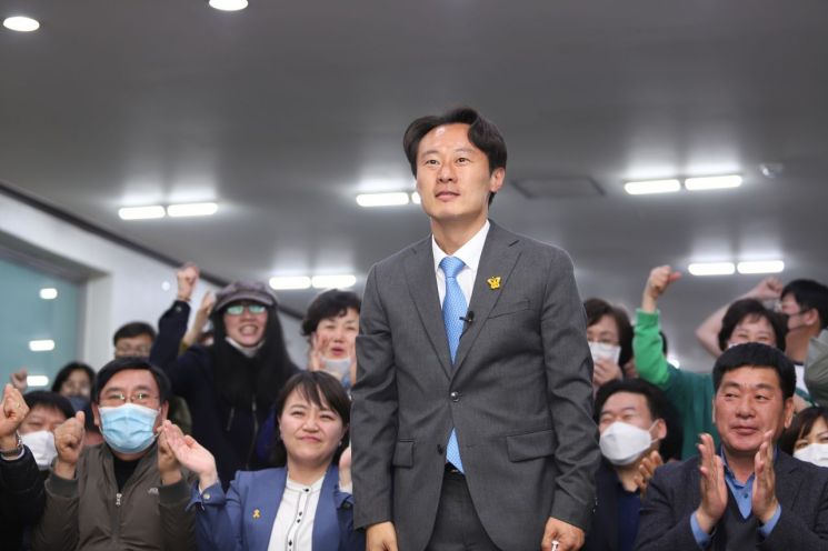 이탄희 "공황장애 진단받은 건 아냐…이해해 주신 국민께 감사"